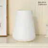 Escritorio Escandinavo Plástico Blanco Jarrón Pequeño Hogar Arreglo Floral Sala de Estar Decoración Creativa Simple Botella Adornos