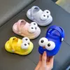 Novas Sandálias Crocs Antiderrapantes de Primavera 2026 para Meninos e Meninas, Crocs de Bebê para Exterior com Solado Grosso