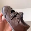 Zapatos de Cuero Vintage para Niñas 2026 Primavera y Otoño Planos Infantiles Brogue Poco Profundo Zapatos de Princesa para Niñas Zapatos para Bebés y Niños Pequeños Modernos