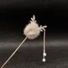 Horquilla de borla estilo antiguo de felpa con orejas de gato y conejo, horquilla linda y delicada de nicho, accesorios para el cabello Hanfu que se mueven al caminar, tocado al por mayor