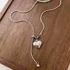 Suéter Minimalista de Plata con Corazón y Cadena de Tirar Collar de Metal Versátil Colgante de Diseño de Nicho