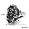 Anillo de titanio con calavera de ataúd retro transfronterizo europeo y americano, anillo punk de personalidad para hombre de moda, joyería, venta directa