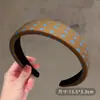 Faixa de Cabeça com Coroa Alta para Mulheres, Novo Estilo com Toque de Luxo, Faixa de Cabelo Larga Versátil para Sair, Acessório de Cabelo para Lavar o Rosto