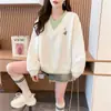Sudadera Suave Rosa Pastel Estilo Japonés con Cuello en V para Mujer, Otoño e Invierno, Forrada de Felpa, Corte Holgado, Bloques de Color a la Moda, Top Falso de Dos Piezas, Moderno