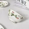 Nuevo Hueso de China Fresa Silvestre Moderno Lujo Ligero Creativo Hotel Sala de Estar Habitación Modelo Plato de Cena Bol Doméstico conjunto Venta al por Mayor