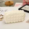 Estojo de Lápis Cream Puff, Design Único e que Não Amassa, Grande Capacidade, Cor Sólida, Macio e Adorável, Incrível Bolsa de Maquiagem Estilo Ins, Estojo para Material de Escritório