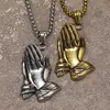 Fábrica de origem direto em lote aço inoxidável punho orante personalidade pingente ins hipster hip hop colar para homens e mulheres