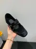 Zapatos de Cuero Pequeños Mary Jane de Correa Única Puntera Cuadrada Versátiles Casuales Estilo Coreano Retro Hebilla de Metal Negra Tacón Oculto de 4CM