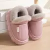 Nuevas pantuflas de algodón para otoño e invierno para niños y niñas, de suela gruesa, antideslizantes, cálidas, forradas de felpa para uso en interiores.
