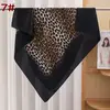 Bufanda Cuadrada Nueva para Mujer de 90CM Estampado de Leopardo Europeo y Americano Bufanda de Seda Chifón Satinado Fuente de Fábrica Mayorista
