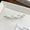 Grampo de Cabelo Retrô Coreano de Acetato com Pérolas Presilha Bico de Pato Moda Franja Lateral Acessório de Cabelo Adorno de Cabeça