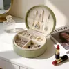 Caja de Joyería Lista para Enviar Transfronteriza Piel de PU Semi-Circular Forro de Terciopelo Anticolisión Portátil para Viaje Almacenamiento de Joyería