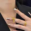 Collar con Colgante de Cetro del Zodíaco Año de la Serpiente para Mujer Color Dorado Diseño de Nicho Distintivo Lujo Ligero Moda Ins Cadena para la Clavícula