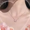 Collar de herradura de lujo ligero y de alta gama para mujer, diseño nicho, temperamento, cadena de clavícula en forma de U, moda, ventas directas de fábrica
