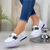 Comércio Exterior Sapatos Femininos de Sola Grossa Tamanho Grande Slip-On Sapatos Preguiçosos Casual 2025 Mocassins Sapatilhas Femininas Novo Fivela de Metal