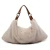 2026 Bolso Versátil para Mujer Bolso de Mano Casual Gran Capacidad para Viajar al Trabajo Felpa Invierno Nuevo Bolso Cruzado de un Solo Hombro