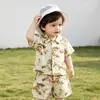 Conjunto de manga corta para bebés niños y niñas, ropa ligera de verano, conjunto casual de dos piezas para salidas infantiles con top y shorts