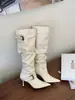 Botas de couro de salto alto com bico fino e fivela de cinto para mulheres petit plus size, adequadas para outono e inverno, elegantes para o trabalho, combinadas com saias