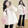 Conjunto de Moda Coreana para Mamá Otoño 2025: Camisa Suelta Casual Simple + Pantalones Acampanados Estampados Adelgazantes Tendencia