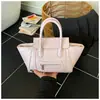 Bolso de Hombro Versátil de Moda Retro para Mujer, Nuevo Bolso de Invierno con Cara Sonriente con un Toque de Lujo, Bolso de Mano y Bolso Cruzado de Lujo Ligero