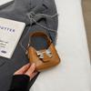 Bolsa de Ombro Simples para o Dia a Dia Bolsa de Axila Retrô Feminina 2024 Nova Chegada Bolsa Portátil em Forma de Meia-Lua Bolsa Transversal Tendência da Moda