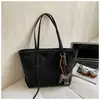 Bolsa Tote Casual de Gran Capacidad para Mujer 2025 Invierno Nuevo Nicho Bolso de Mano para Viaje Diario Bolso de Hombro Bolso Retro de Axila