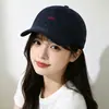 Boné de Baseball Liso com Bordado de Letra para Mulheres, Estilo Coreano Versátil para Cabeça Grande, Casual com Aba Curva, Chapéu de Sol para Exterior