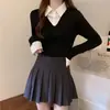 Camisa com Senso de Design Costura Camisa de Tricô Falsa Duas Peças Suéter Curto Feminino Primavera e Outono Camisa Base Interna Top de Manga Longa Tendência