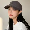 Gorra de Béisbol Bordada de Oso de Dibujos Animados Linda con Acabado de Alta Gama, Elegante y que Afina el Rostro, Gorra Versátil para Cabezas Grandes