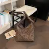 Bolso grande de ante de un solo hombro para mujer, gran capacidad, bolso cruzado tipo Hobo, superficie suave, minimalista, casual, bolso versátil para mujer para el trabajo