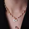 Collar de Perlas Colgante Redondo Estilo Francés Vintage Otoño e Invierno Gama Alta Elegante Sencillo Cadena para Suéter de Temperamento Versátil Personalidad