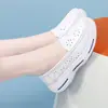 Zapatos de Enfermera de Boca Baja al por Mayor en Stock con Suelas Suaves, Transpirables, Antideslizantes, Diseño Hueco, Zapatos de Trabajo Médicos Ligeros y Elegantes, Disponibles para Dropshipping