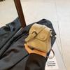 Nicho transfronteiriço design exclusivo mini boca envelope vermelho 2024 novo estilo de moda torção bolsa de ombro bolsa do mensageiro