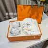 Suministro Directo de Fábrica H Marca Taza y Platillo de Café Juego de Porcelana Hueso Juego de Té de la Tarde Taza de Té Negro Taza y Platillo Doble de Lujo Ligero Regalo de Boda