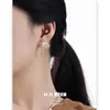 Aretes de Rosa Dorada para Mujer 2026 Modelo Nuevo Lujo Ligero Moda Exquisito Diseño Original Aguja de Plata 925 Joyería para Orejas