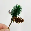 Decoración Navideña Agujas de Pino Árbol de Navidad Artificial Colgante de Piña Caja de Regalo para Empaquetar DIY Accesorios de Decoración Agujas de Pino Navideñas
