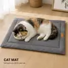 La alfombrilla para gatos es cómoda, suave, amigable con la piel, transpirable, lavable, anti-mordidas, antideslizante y no atrae pelo.. Cama para gatos artículos para mascotas