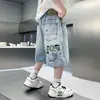 Pantalones Cortos para Niños Verano 2026 Estilo Nuevo Shorts de Mezclilla para Niños Estilo Delgado para Niños Mayores, Pantalones de Longitud Media para Exteriores, Frescos y con Estilo