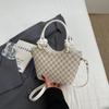 Verano 2025 Simple Casual de Gran Capacidad Moderno para Viajar Estampado Acolchado Un Hombro Cruzado Tote Cubo para Mujer