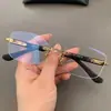 Gafas de Moda Retro Negocios Versátiles Unisex Sin Marco Perforadas Patas Gruesas para Graduación y Sin Graduación
