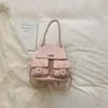 Mochila de cadena con patrón de rombos para mujer, nuevo modelo 2026, mochila de alta gama con múltiples bolsillos, versátil para el verano, adecuada para ir al trabajo y para estudiantes