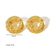 Pendientes de nicho geométricos redondos con textura plisada de acero inoxidable en oro de 18 quilates y diseño retro francés.