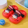 Novedad de Verano Estilo Hueco Transpirable Zuecos de Superhéroe para Niños con Suelas Suaves, Protección para los Pies y Diseño de Punta Cerrada para Guardería, Hogar y Playa