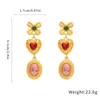 Set de Aretes, Collar y Pulsera de Flor de Diamante y Corazón Estilo Palacio Retro Cadena para Clavícula Collar de Lujo Ligero de Alta Gama para Mujeres
