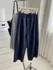 Pantalones bombachos de mezclilla suave azul oscuro retro japonés para mujer, nuevo estilo de principios de otoño, corte relajado, adelgazantes, versátiles de pierna ancha, estilo abuela