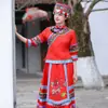 Novos Trajes de Performance Femininos Miao do Terceiro Dia de Março de Guangxi Zhuang Trajes Étnicos Trajes de Dança Tujia Yi