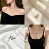 Colar com Broche de Flor de Íris Escovado para Mulheres, Corrente para Clavícula com Pingente de Luxo Leve Estilo Ins Nicho de Alta Qualidade