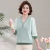 Conjunto de Otoño 2026 para Madres de Mediana Edad, Blusa Delgada de Cuello en V, Top Talla Grande para Mujeres Mayores, Camiseta Juvenil y Elegante