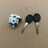 Adecuado para Nissan 2006-2015 Modelo Antiguo Qashqai Cilindro de Cerradura de Puerta Delantera Izquierda Cilindro de Cerradura de Puerta con Dos Llaves Mecánicas