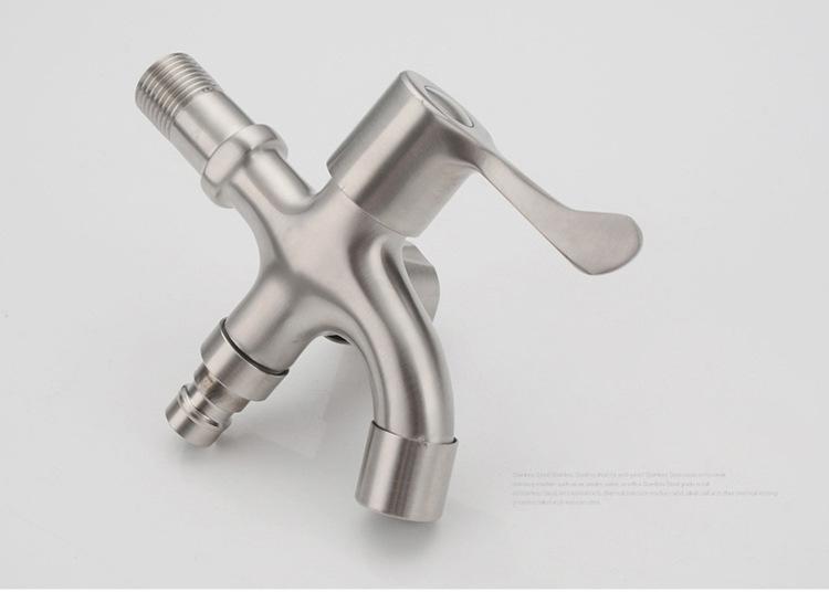 3975157582_1831566324